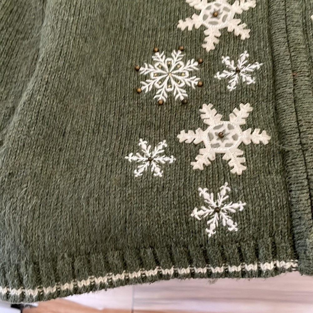 Croft & Barrow Petite Sz P/M Snowflake Sweater - Picture 5 of 11